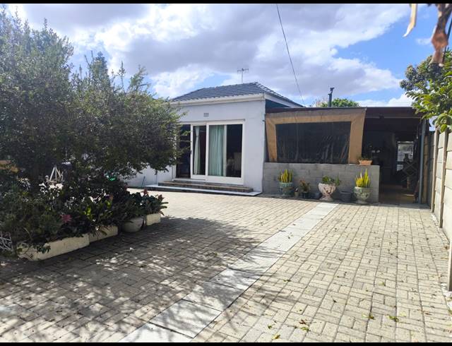 3 BEDROOM HOUSE SOLD IN SYBRAND PARK